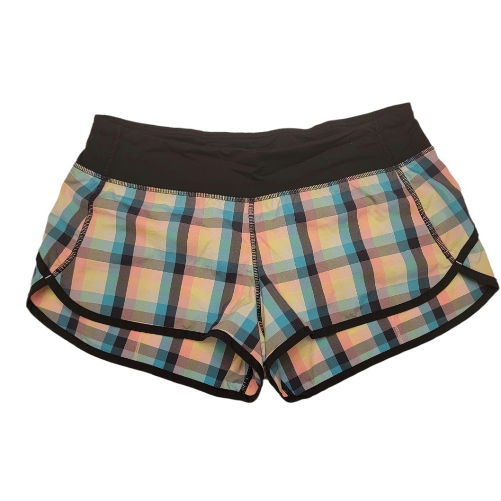 Lululemon wheezy checkprint tracker shorts size 8